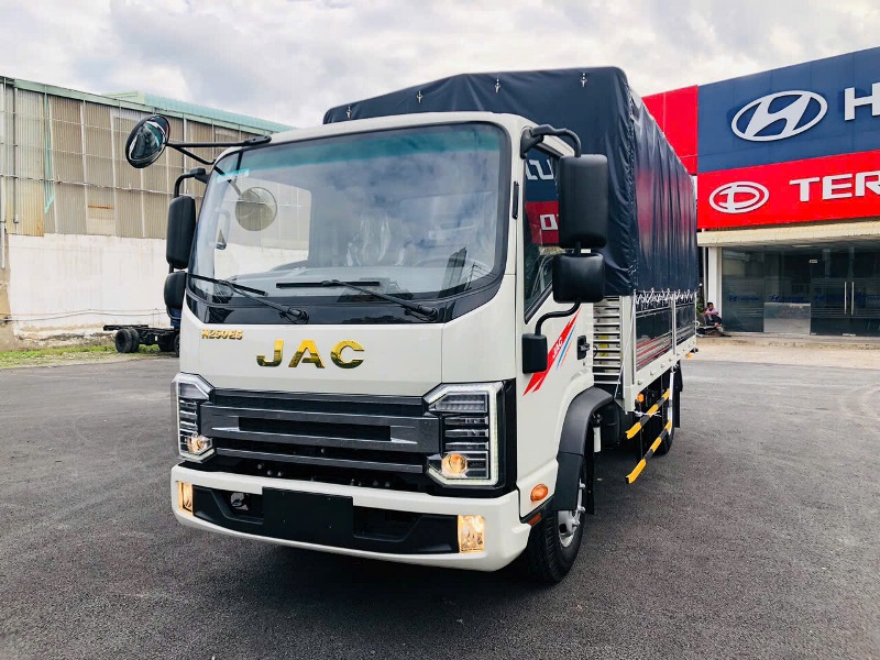 jac n250 e5 2.3 tấn có tốt không